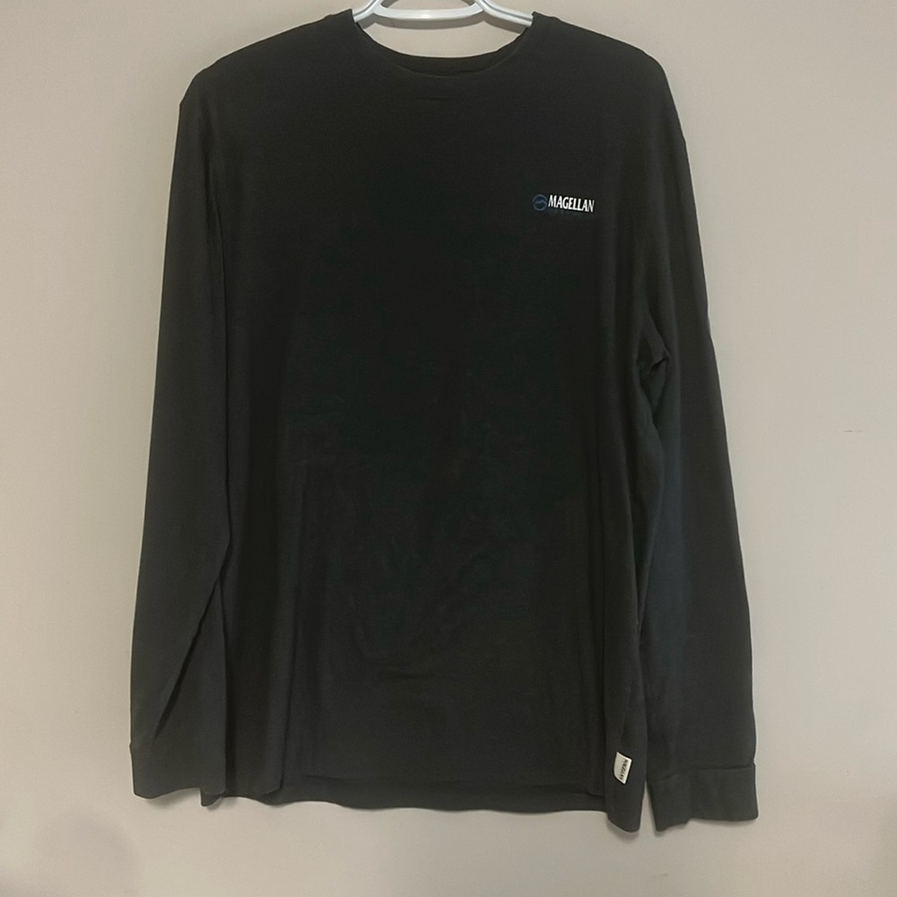 Magellan long sleeve dark grey shirt used but still in amazing condition